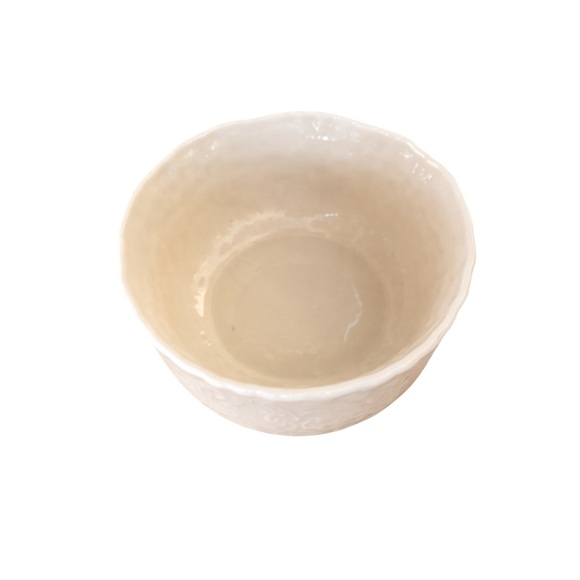 Belleek Ireland Bon Bon Dish Embossed Shamrock Porcelain Bowl Vintage Irish - Picture 3 of 4